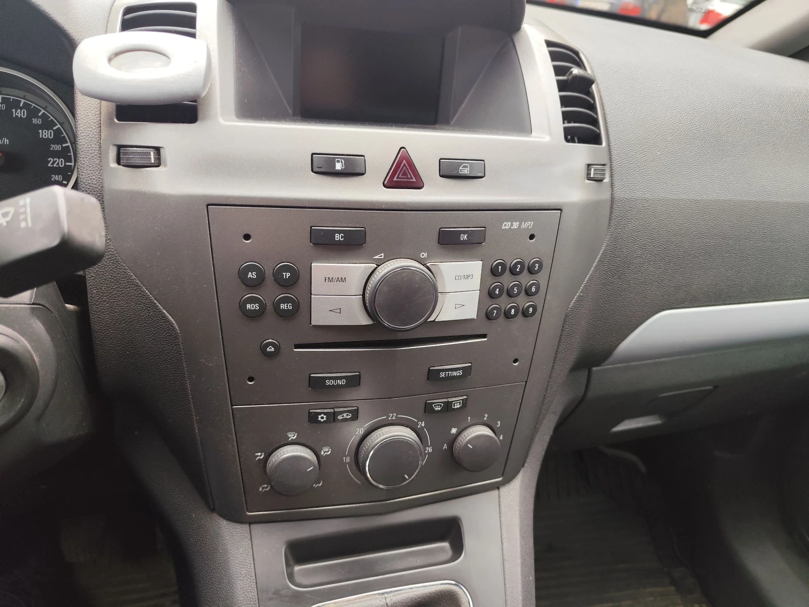 Opel Zafira Зафира Б - изображение 2