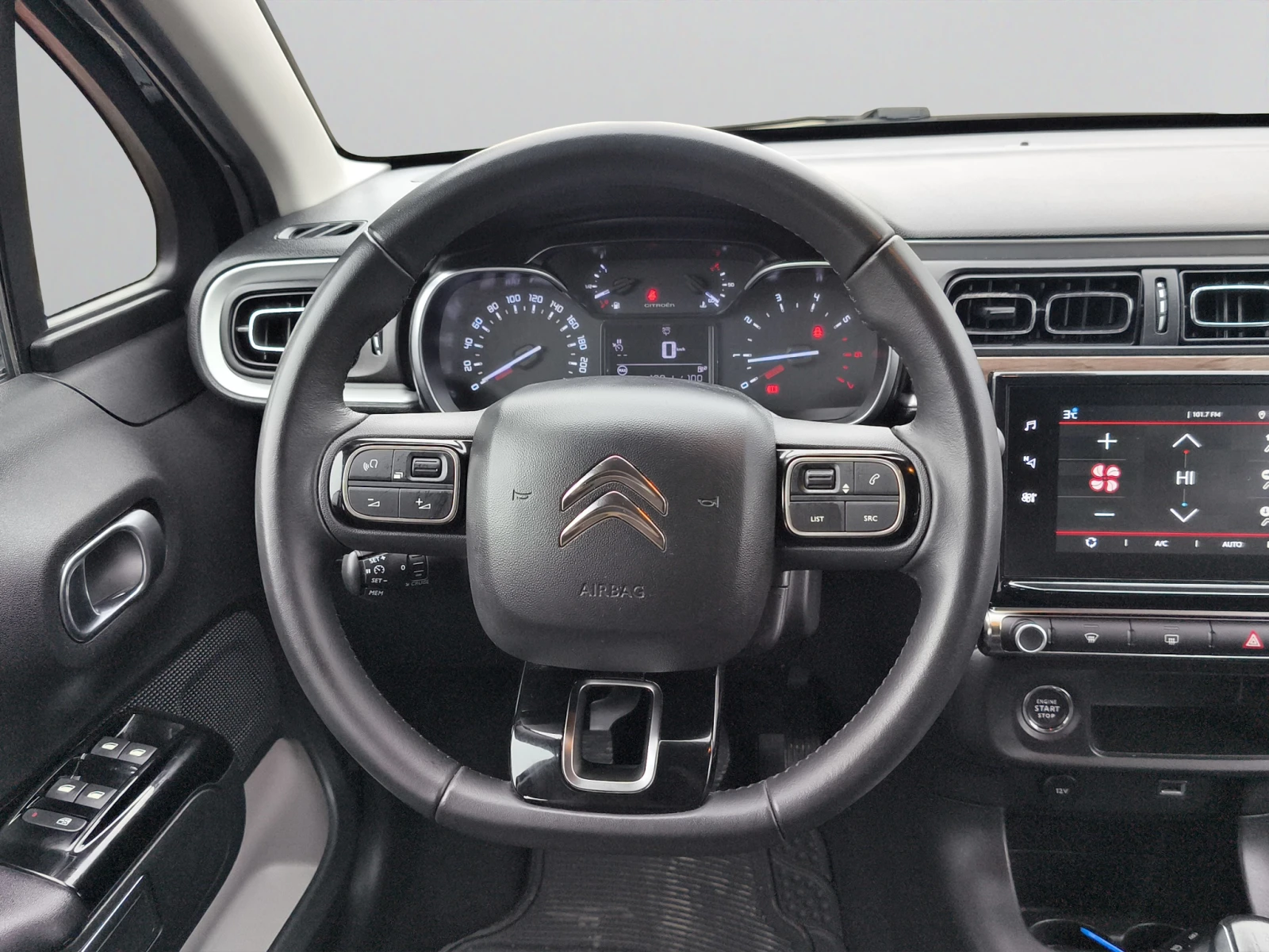 Citroen C3 SHINE PureTech 83 S&S BVM5 E6.4//2210130 - изображение 10