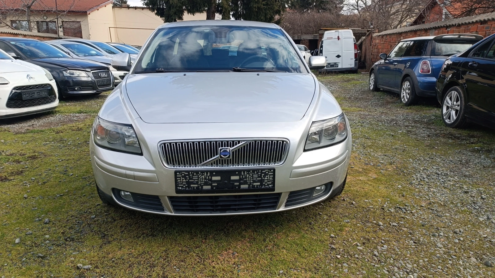 Volvo V50 2.0 d - изображение 2