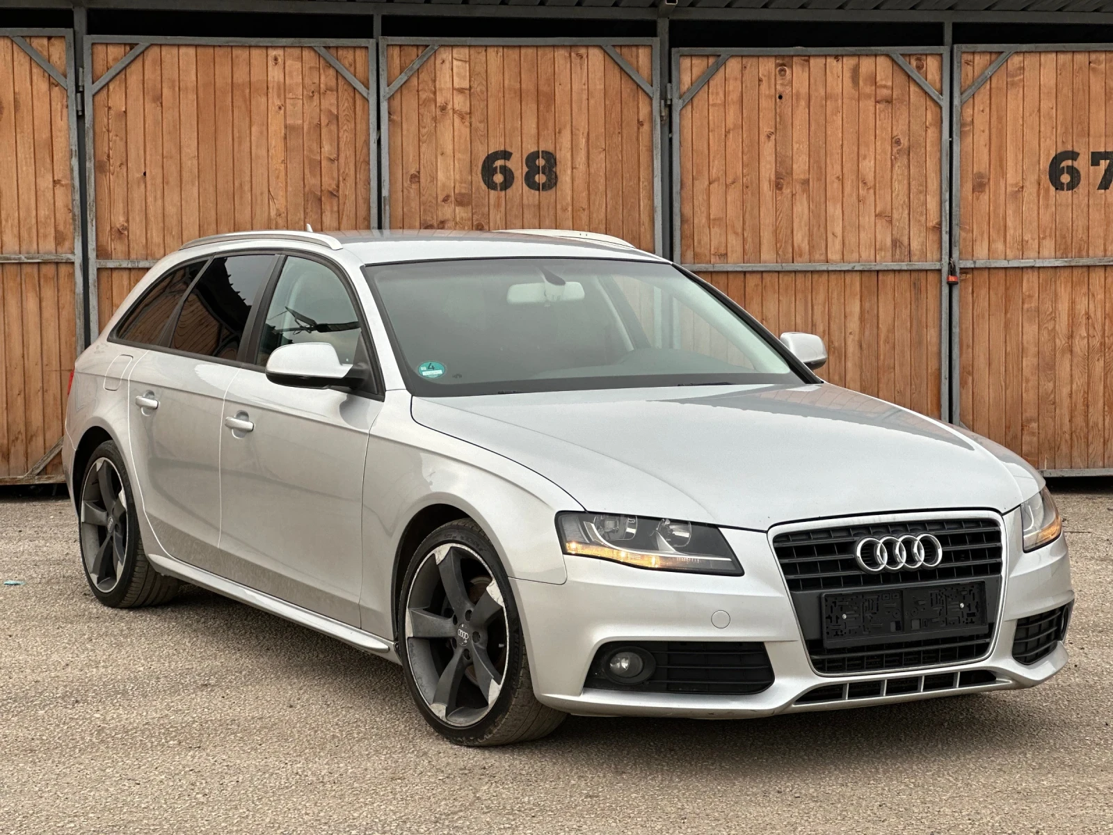 Audi A4 2.0TDI* 143к.с.* Навигация* , снимка 2 - Автомобили и джипове - 53778599