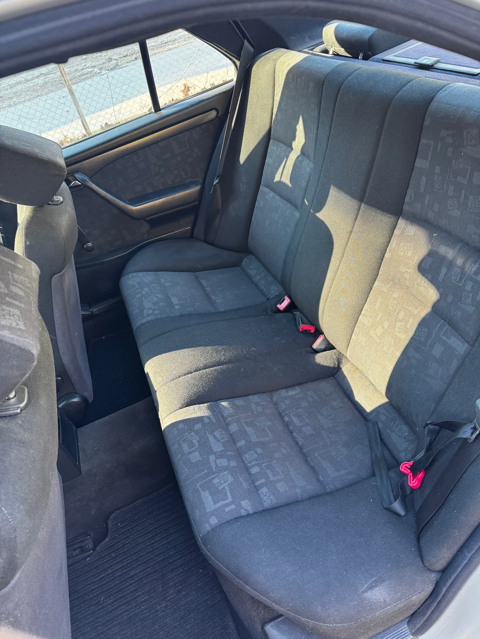 Mercedes-Benz C 250 Classic, снимка 6 - Автомобили и джипове - 53754341