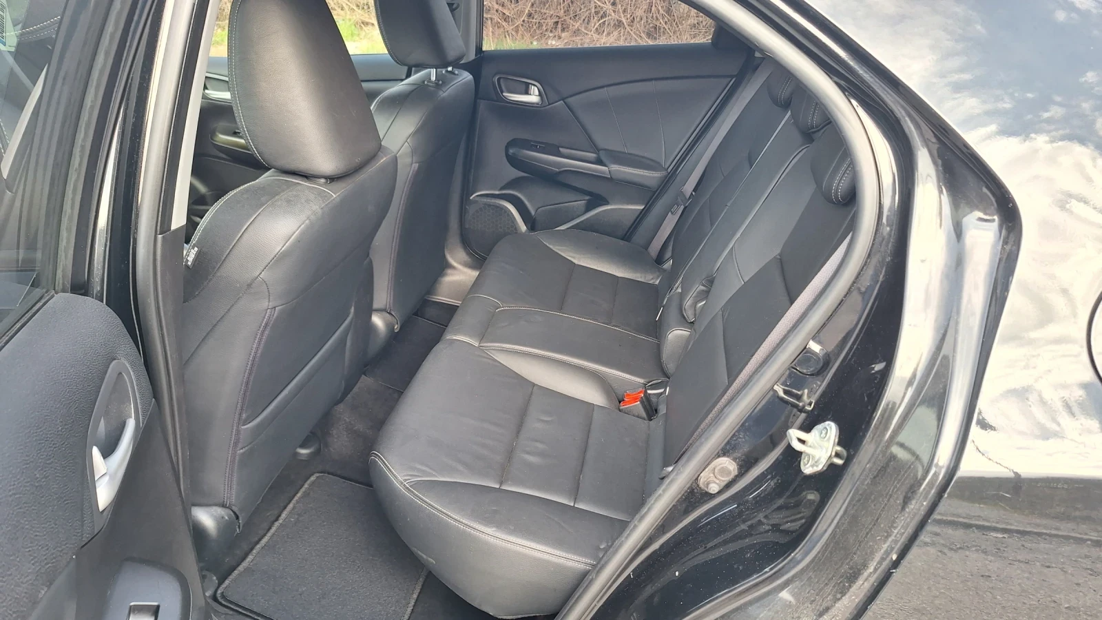 Honda Civic, снимка 11 - Автомобили и джипове - 54083836