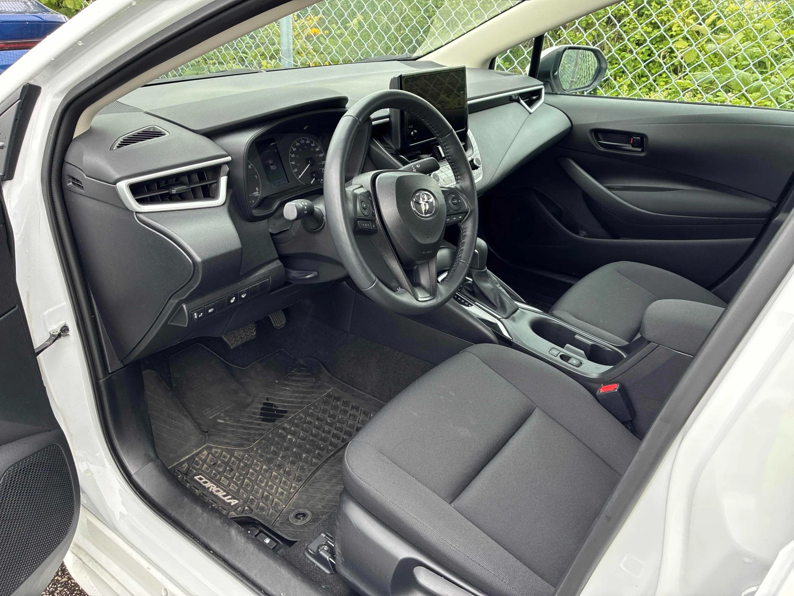 Toyota Corolla CARFAX * АВТО КРЕДИТ * ПРОГНОЗНА ЦЕНА ДО БГ * , снимка 7 - Автомобили и джипове - 54691480