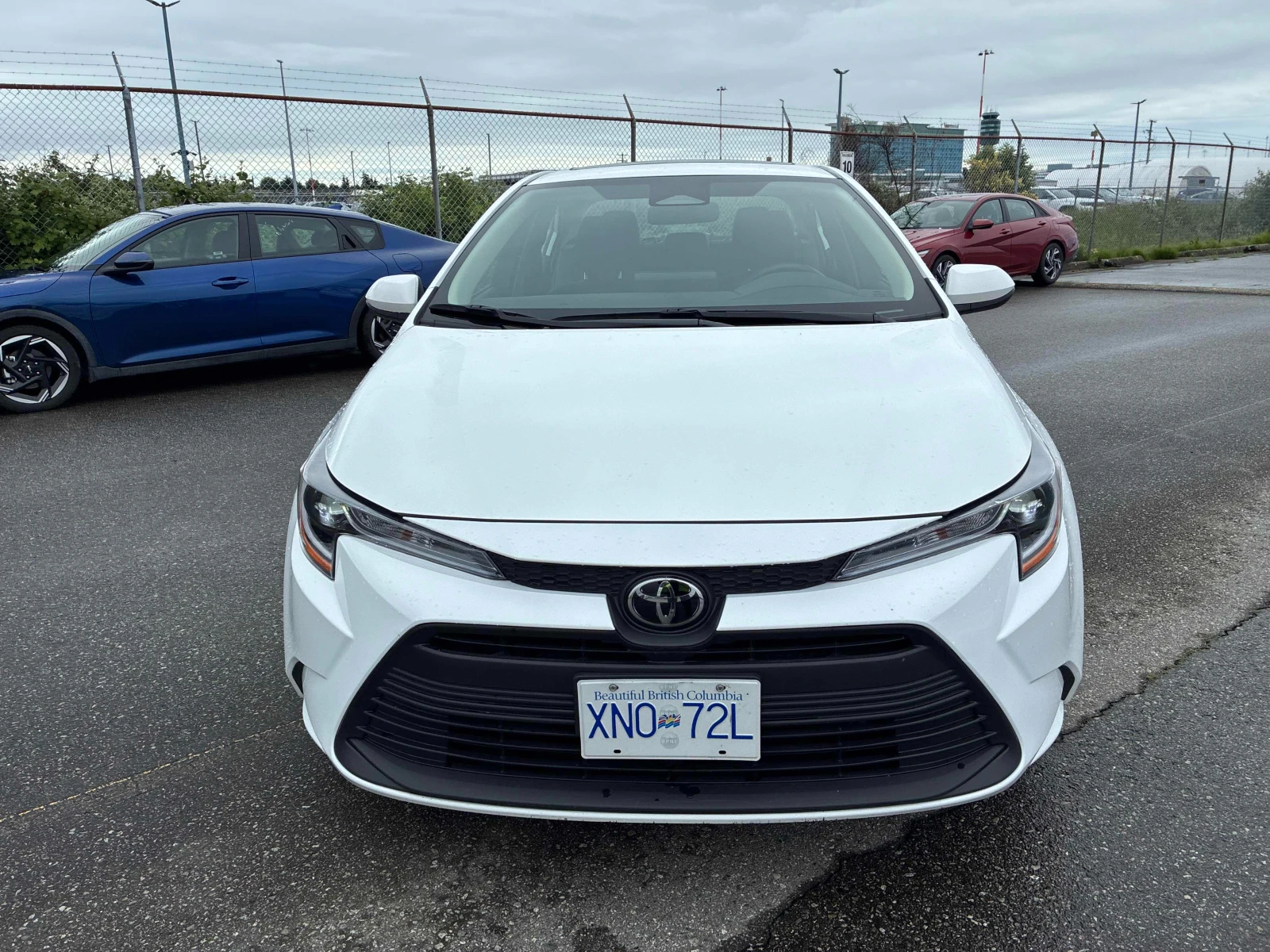 Toyota Corolla CARFAX * АВТО КРЕДИТ * ПРОГНОЗНА ЦЕНА ДО БГ * , снимка 2 - Автомобили и джипове - 54691480