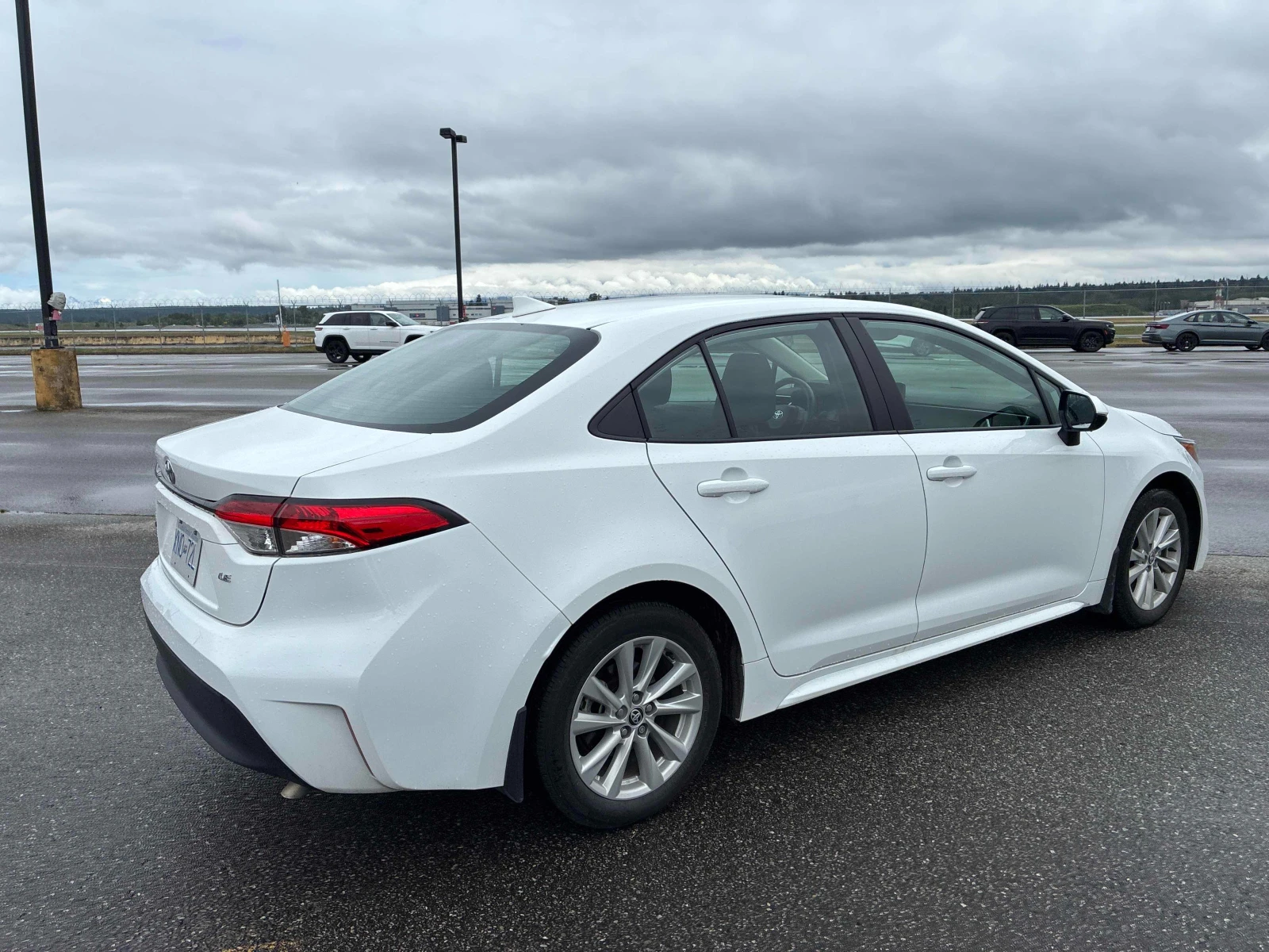 Toyota Corolla CARFAX * АВТО КРЕДИТ * ПРОГНОЗНА ЦЕНА ДО БГ * , снимка 4 - Автомобили и джипове - 54691480