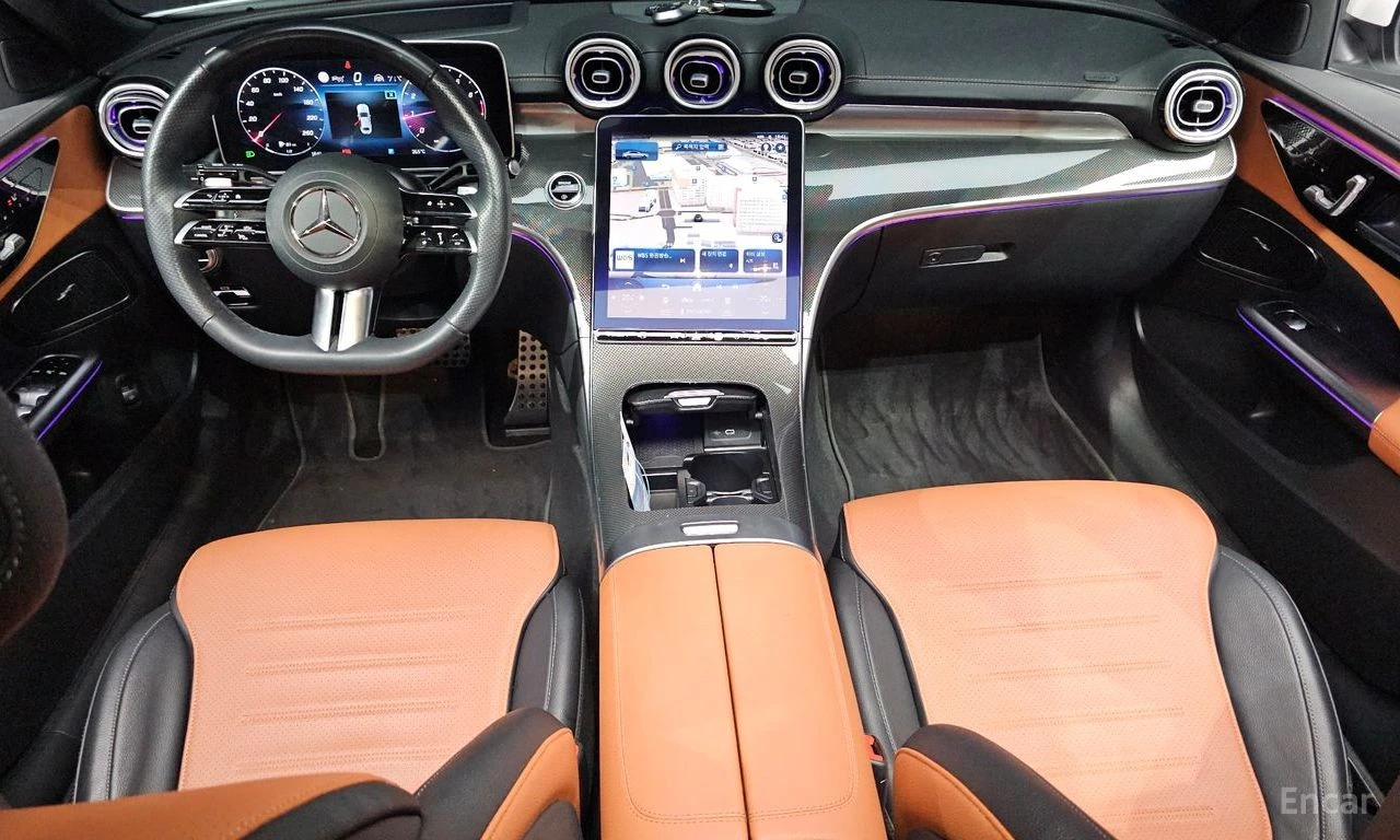 Mercedes-Benz C 300 4MATIC* AMG* BURMESTER* CARBON* HEAD UP* 360 CAM, снимка 12 - Автомобили и джипове - 55084657