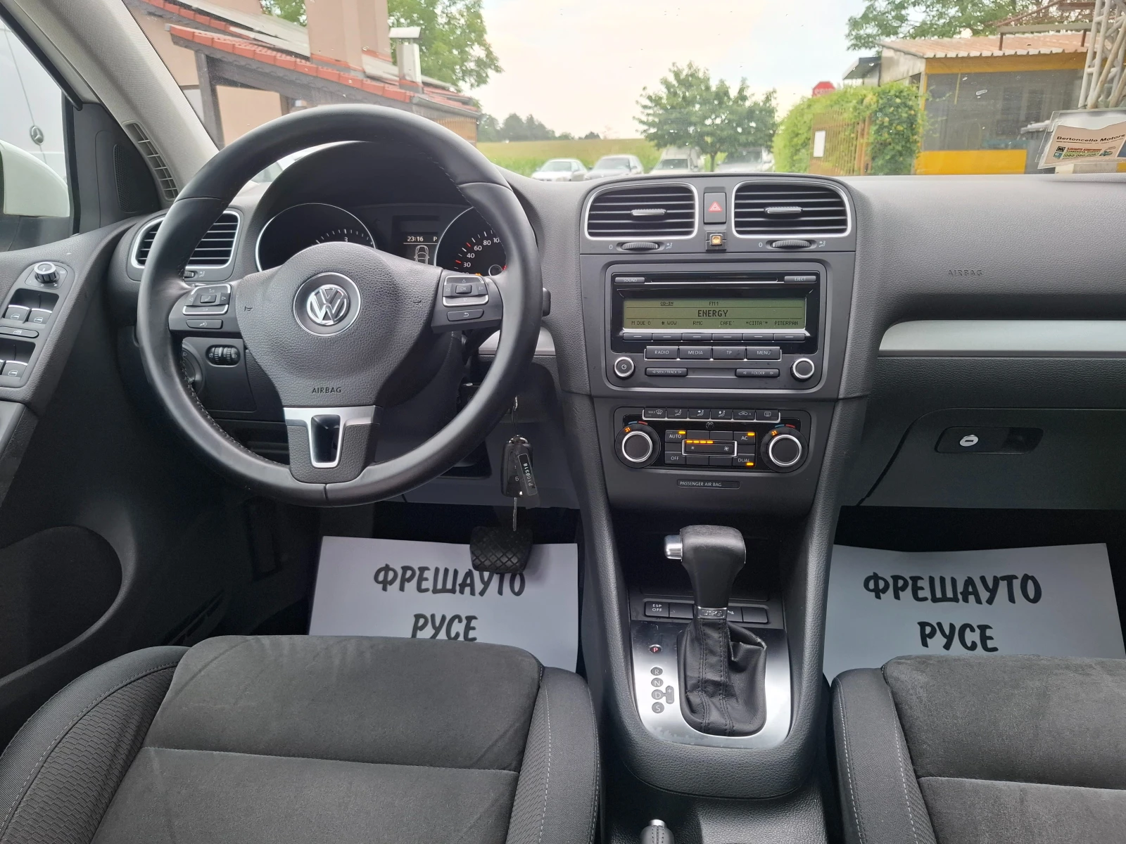 VW Golf 2.0tdi DSG, снимка 8 - Автомобили и джипове - 55146636