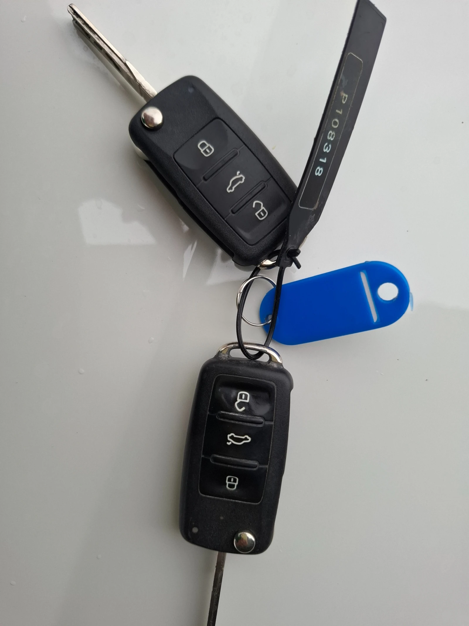 VW Golf 2.0tdi DSG, снимка 12 - Автомобили и джипове - 55146636