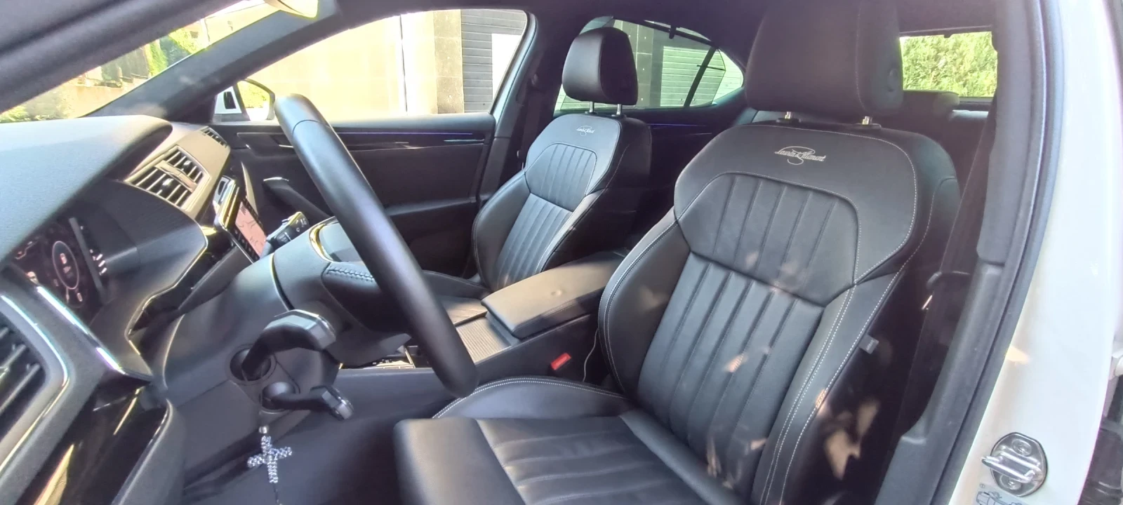 Skoda Superb 2.0TDI/200к.с/L&K/Гаранция , снимка 13 - Автомобили и джипове - 55160751