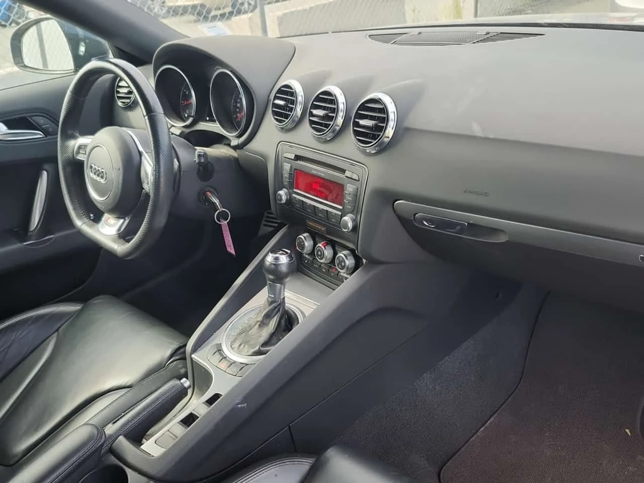 Audi Tt * 2.0T S-LINE * Cabriolet * CARFAX * , снимка 5 - Автомобили и джипове - 55215929