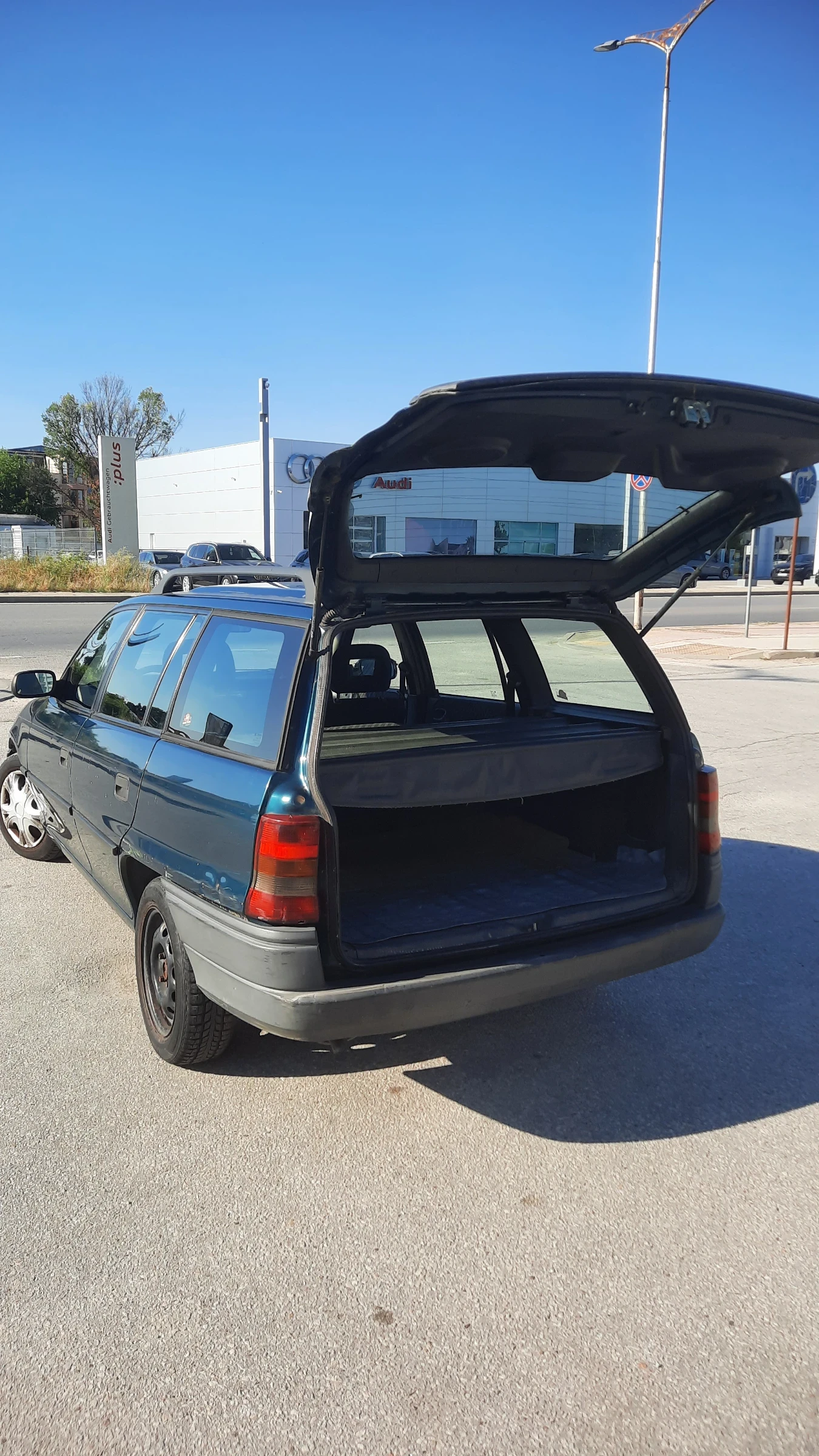 Opel Astra 1, 7 D, снимка 11 - Автомобили и джипове - 55252713