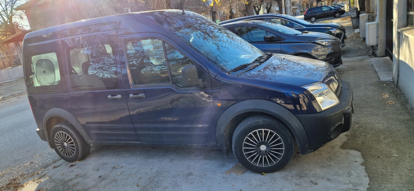 Ford Tourneo Connect, снимка 2 - Автомобили и джипове - 55583813
