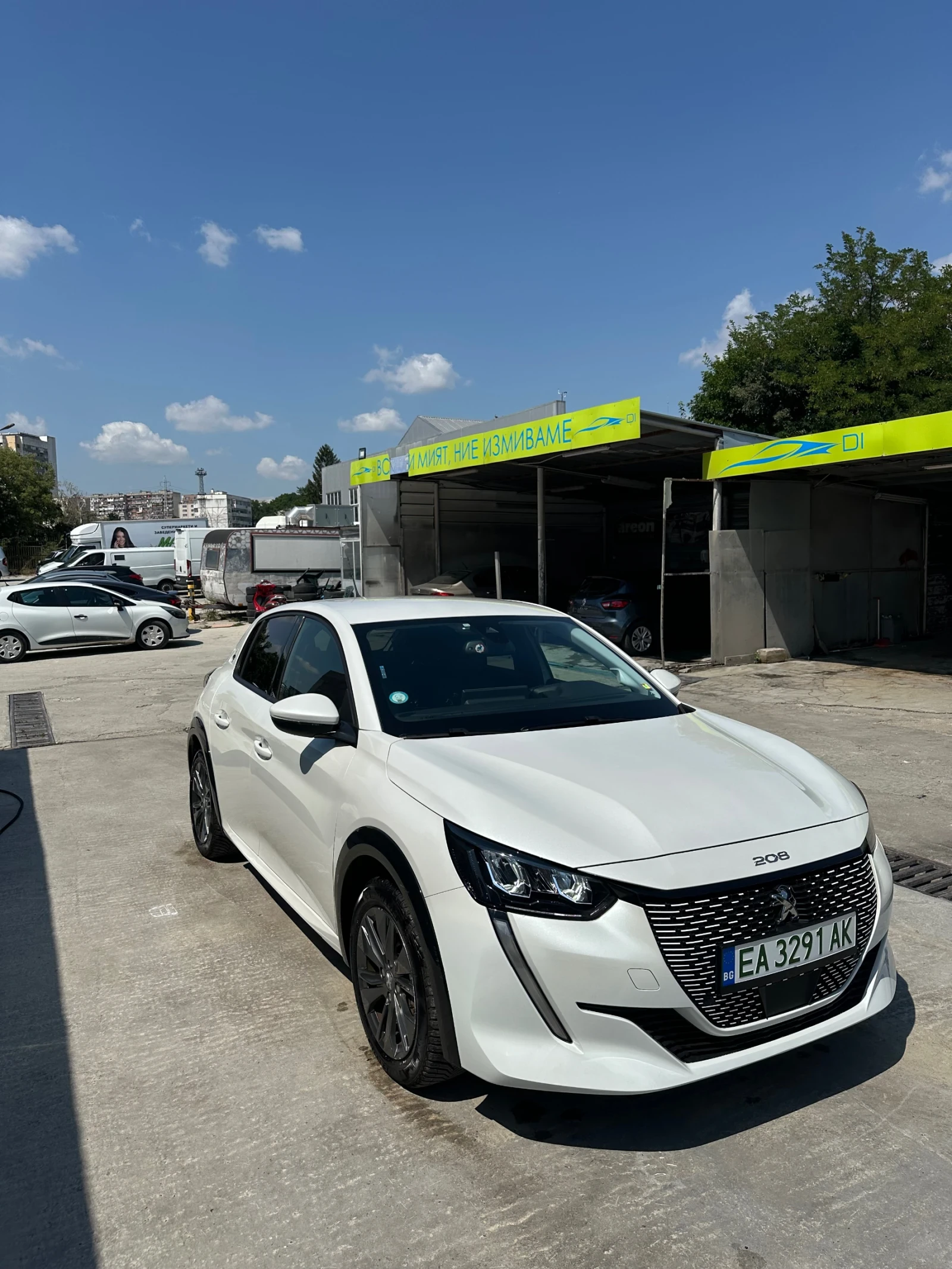 Peugeot 208 Peugeot 208e, снимка 5 - Автомобили и джипове - 55597281