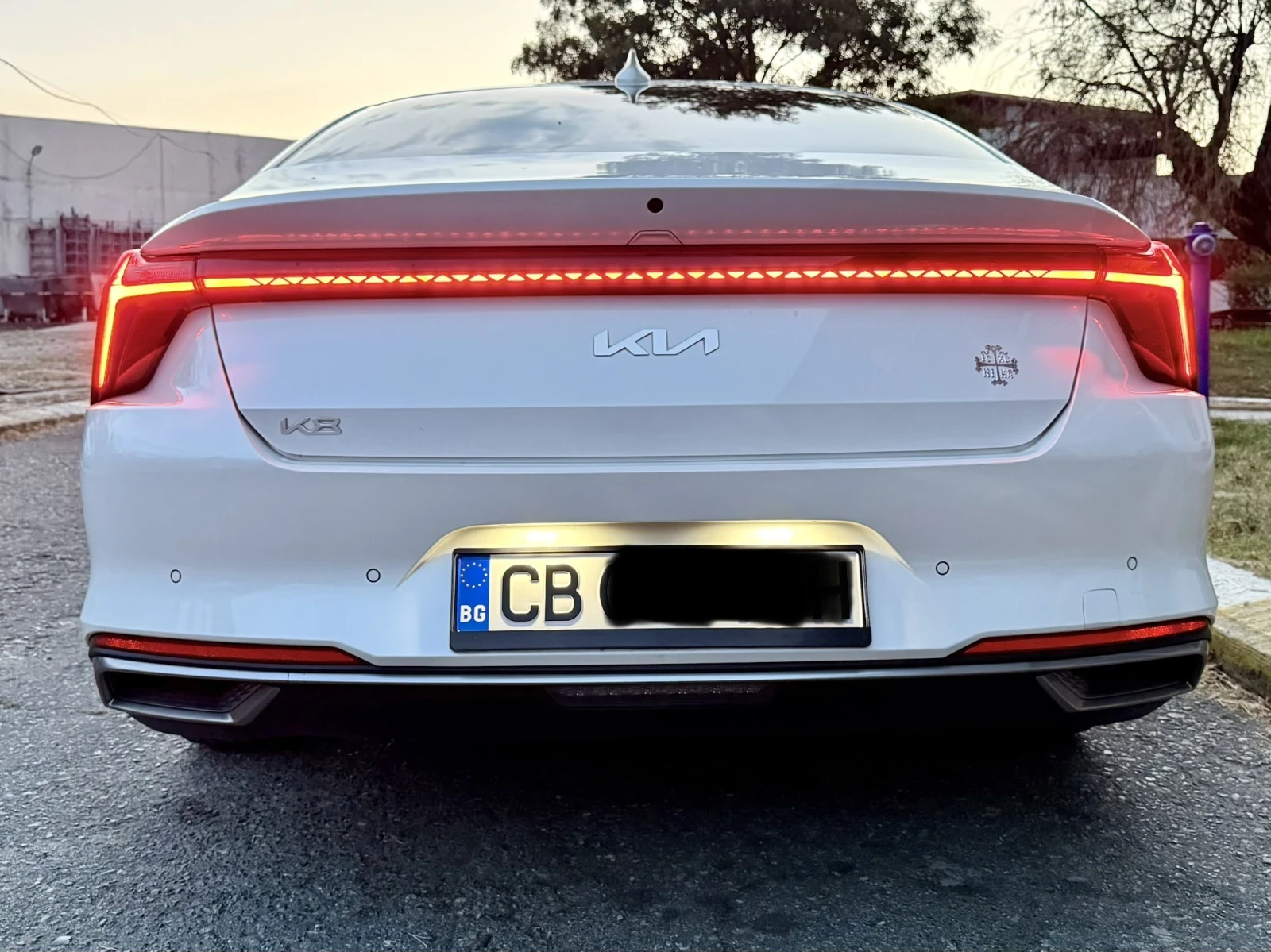 Kia K8  3.5LPI Trendy УНИКАТ 2 ключа, LED, снимка 2 - Автомобили и джипове - 55711833