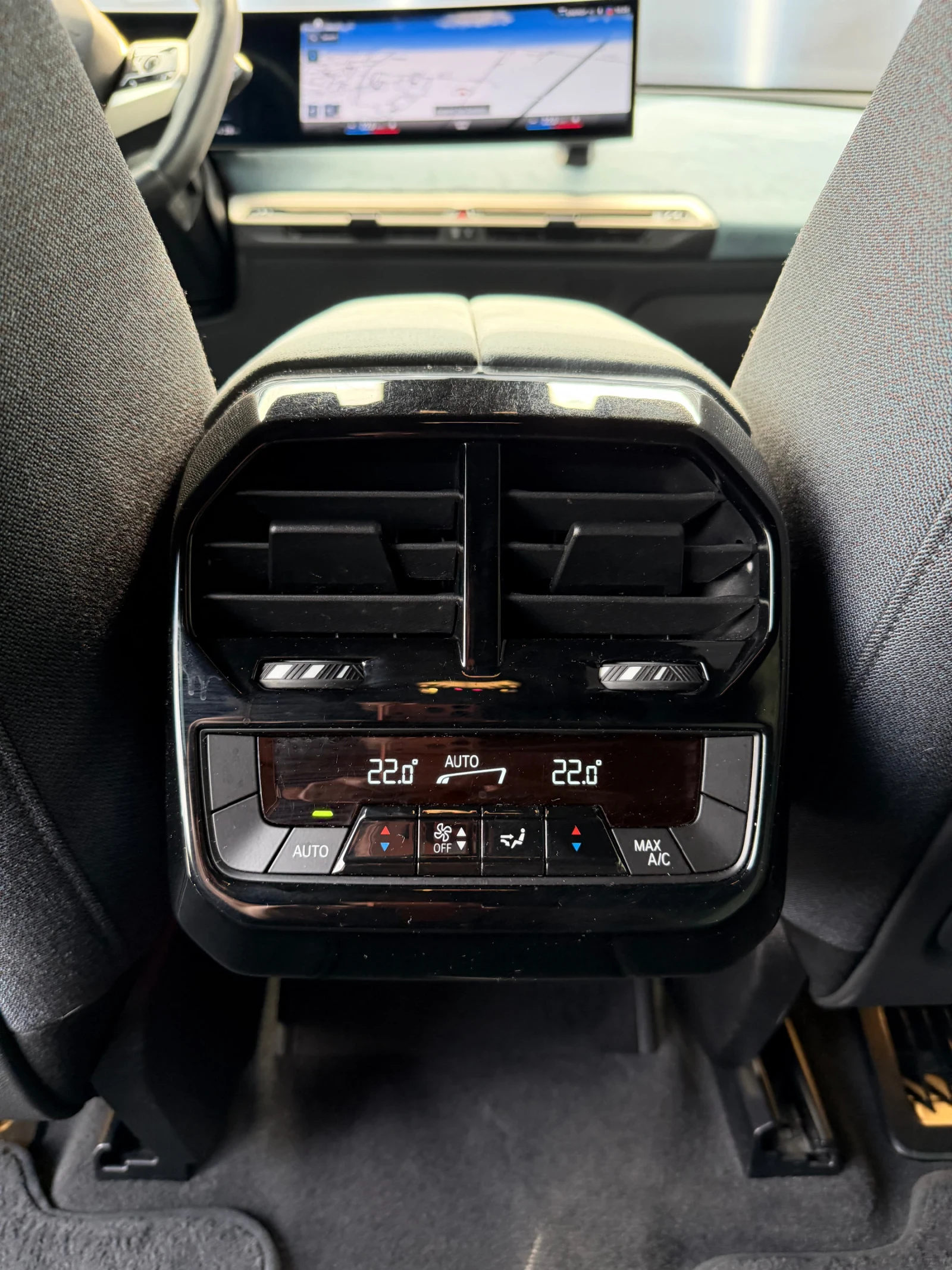 BMW iX 40Xdrive/M-Sport/H&K/360 | Mobile.bg � ����������� 15