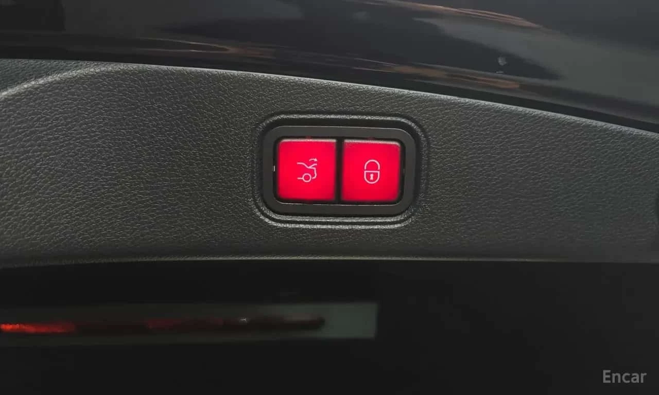 Mercedes-Benz E 400 E400 4MATIC Coupe, снимка 17 - Автомобили и джипове - 55833077