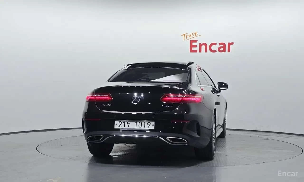 Mercedes-Benz E 400 E400 4MATIC Coupe, снимка 4 - Автомобили и джипове - 55833077