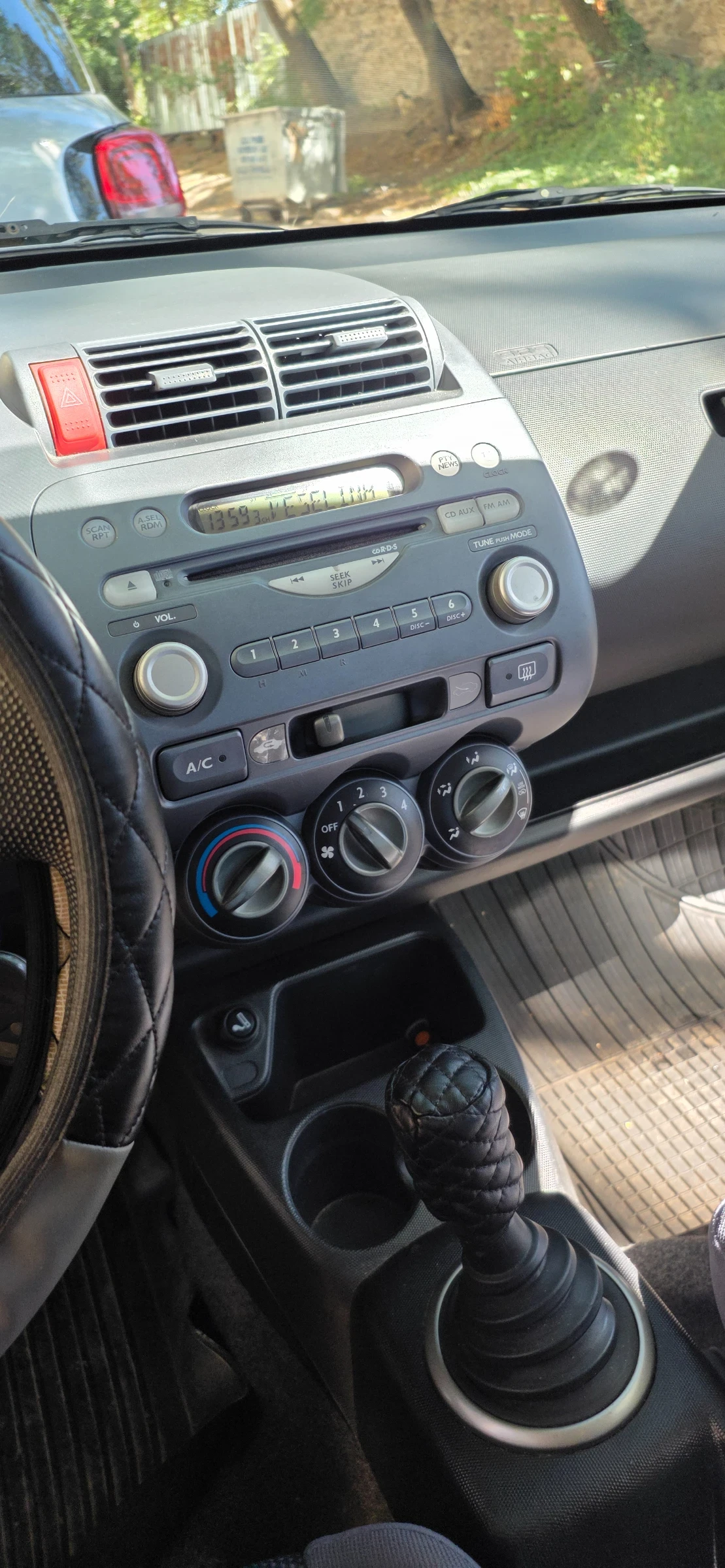 Honda Jazz, снимка 8 - Автомобили и джипове - 55991361