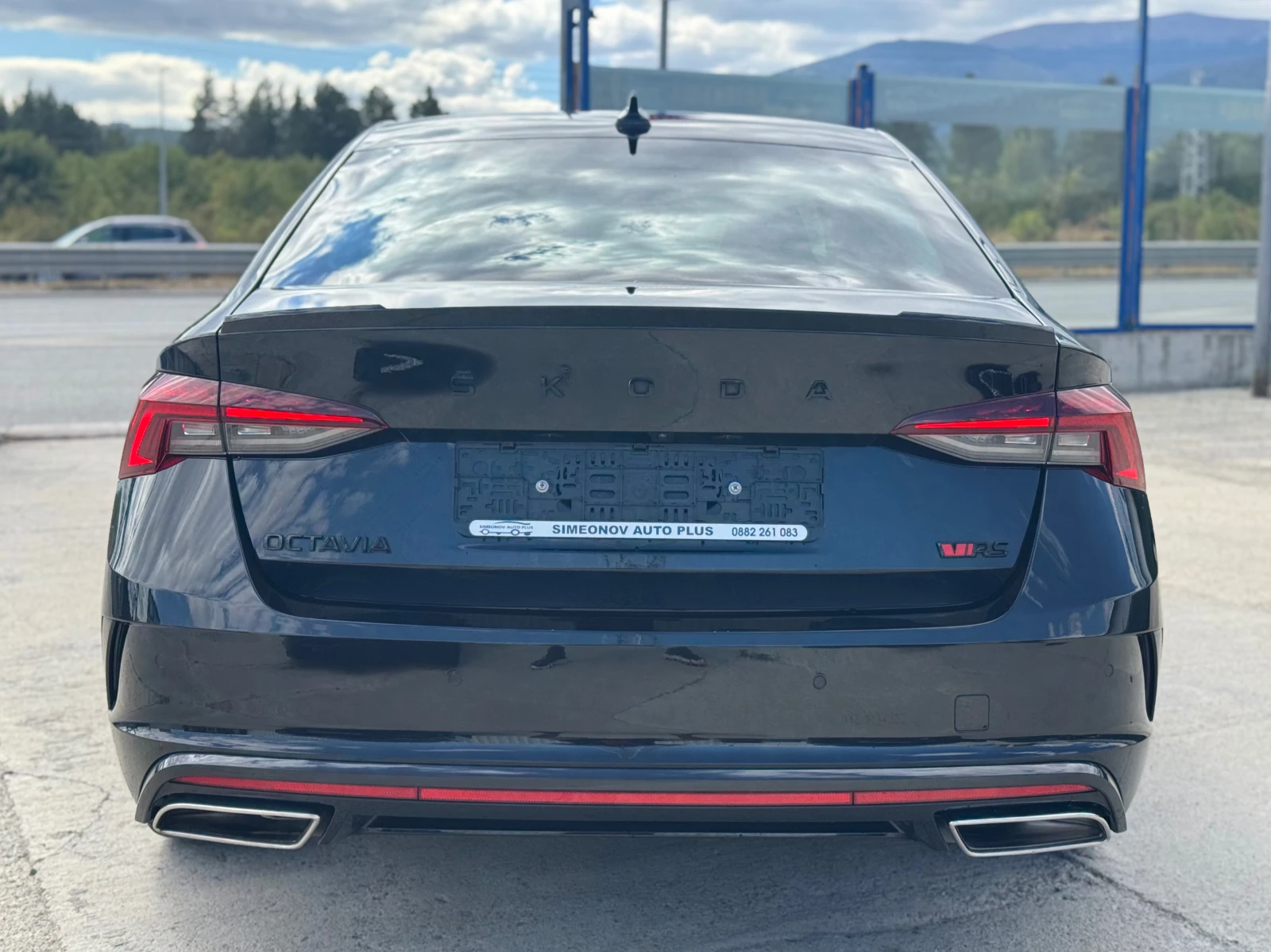 Skoda Octavia VRS 2.0d/DSG MAXTON ACC-Plus КАМЕРА WAZE CRYSTAL, снимка 7 - Автомобили и джипове - 56210639