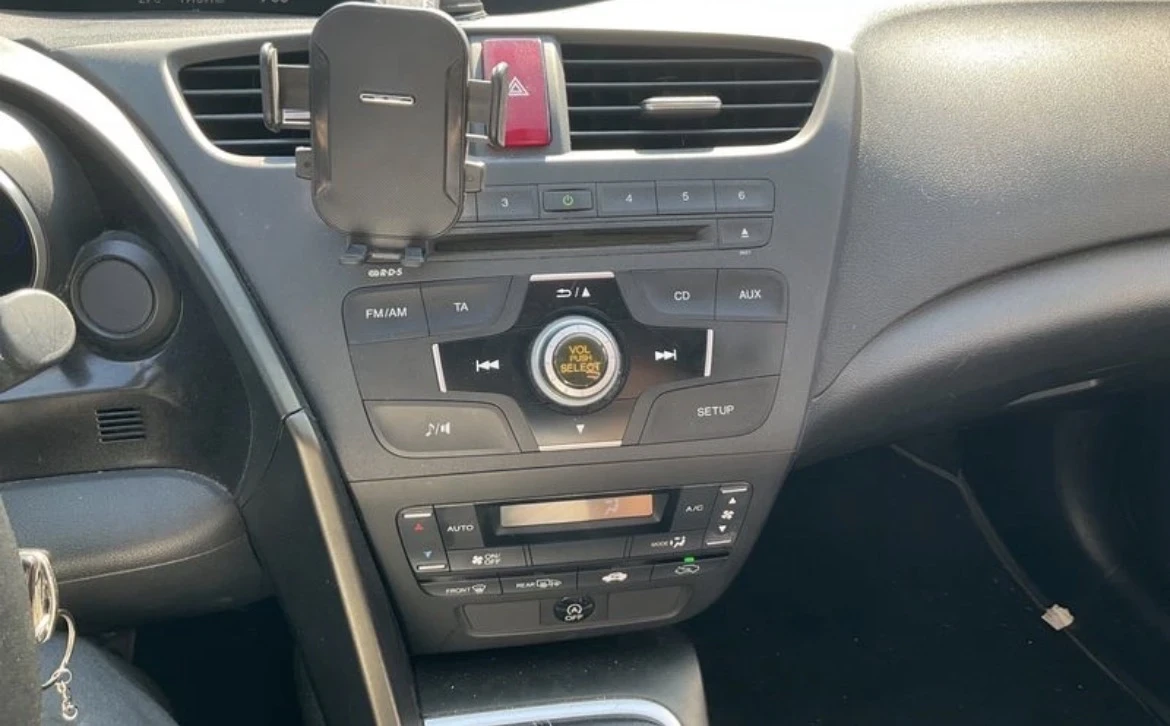 Honda Civic 1.4 ГАЗ, снимка 5 - Автомобили и джипове - 56316875