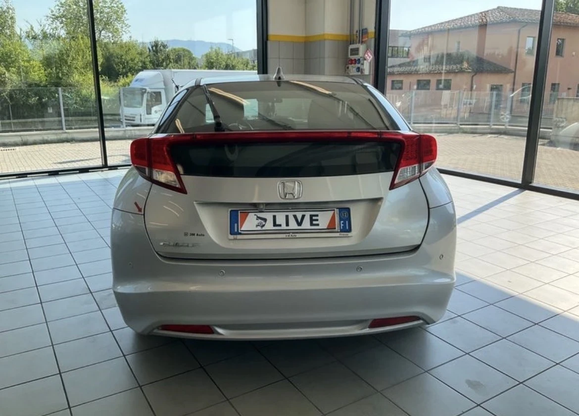 Honda Civic 1.4 ГАЗ, снимка 3 - Автомобили и джипове - 56316875