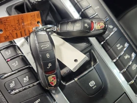 Обява за продажба на Porsche Macan * АВТО КРЕДИТ* ЦЕНА ДО БГ * CARFAX *  ~46 999 лв. - изображение 11