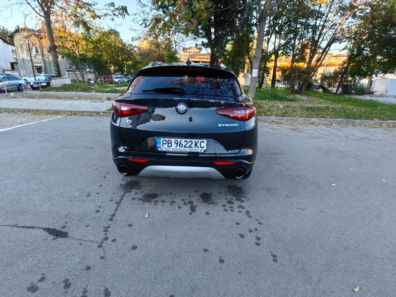 Alfa Romeo Stelvio, снимка 11 - Автомобили и джипове - 48684339