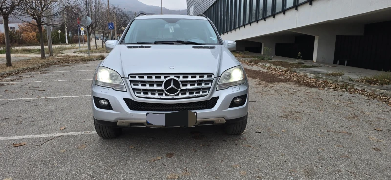 Mercedes-Benz ML 350 350BluTec 4 Matic, снимка 2 - Автомобили и джипове - 48346315