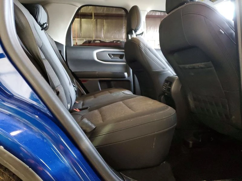 Ford Bronco 1.5L 3 4X4 W/FRONT WHL DRV, снимка 12 - Автомобили и джипове - 53803577