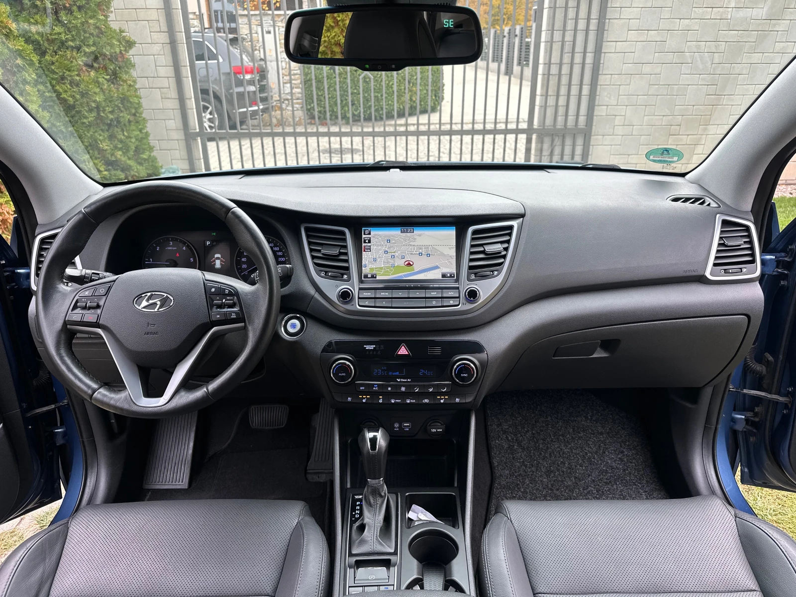 Hyundai Tucson 2.0CRDi* PREMIUM* 4WD - изображение 8