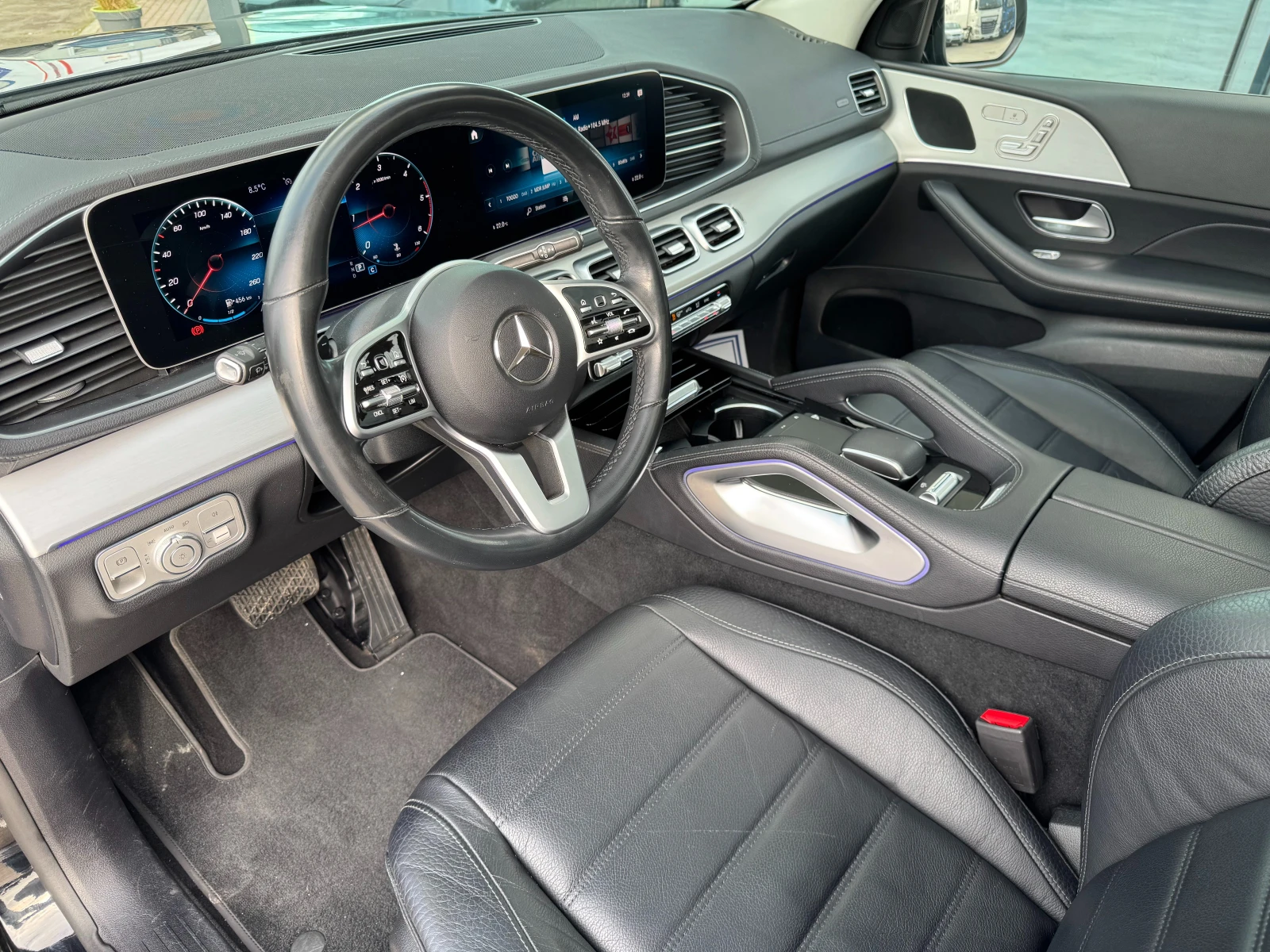 Mercedes-Benz GLS 350 d / 7-местен - изображение 9