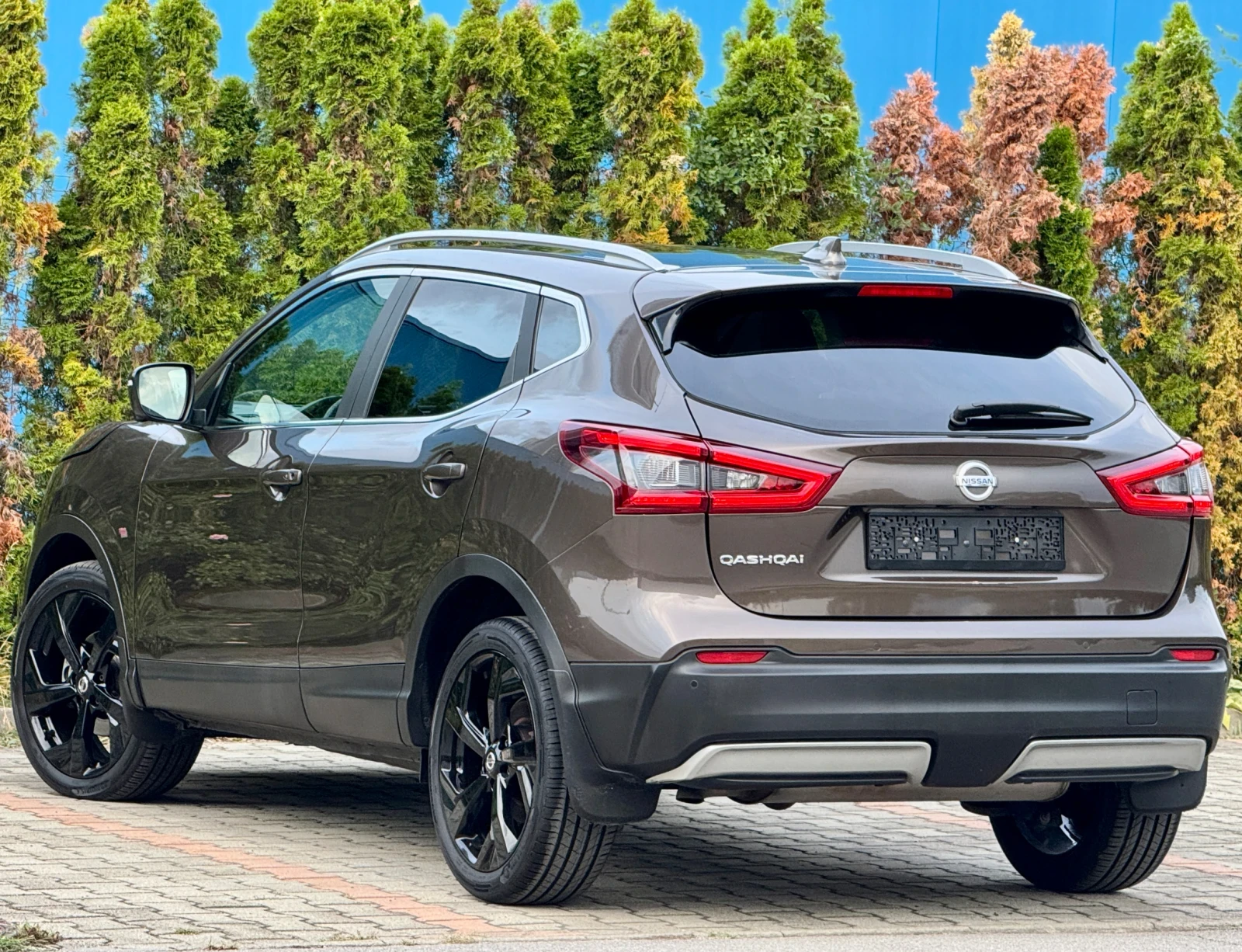 Nissan Qashqai Facelift-1.6D-ПАНОРАМА-КОЖА-ПОДГРЕВ-KEYLES-ОТЛИЧЕН - изображение 3