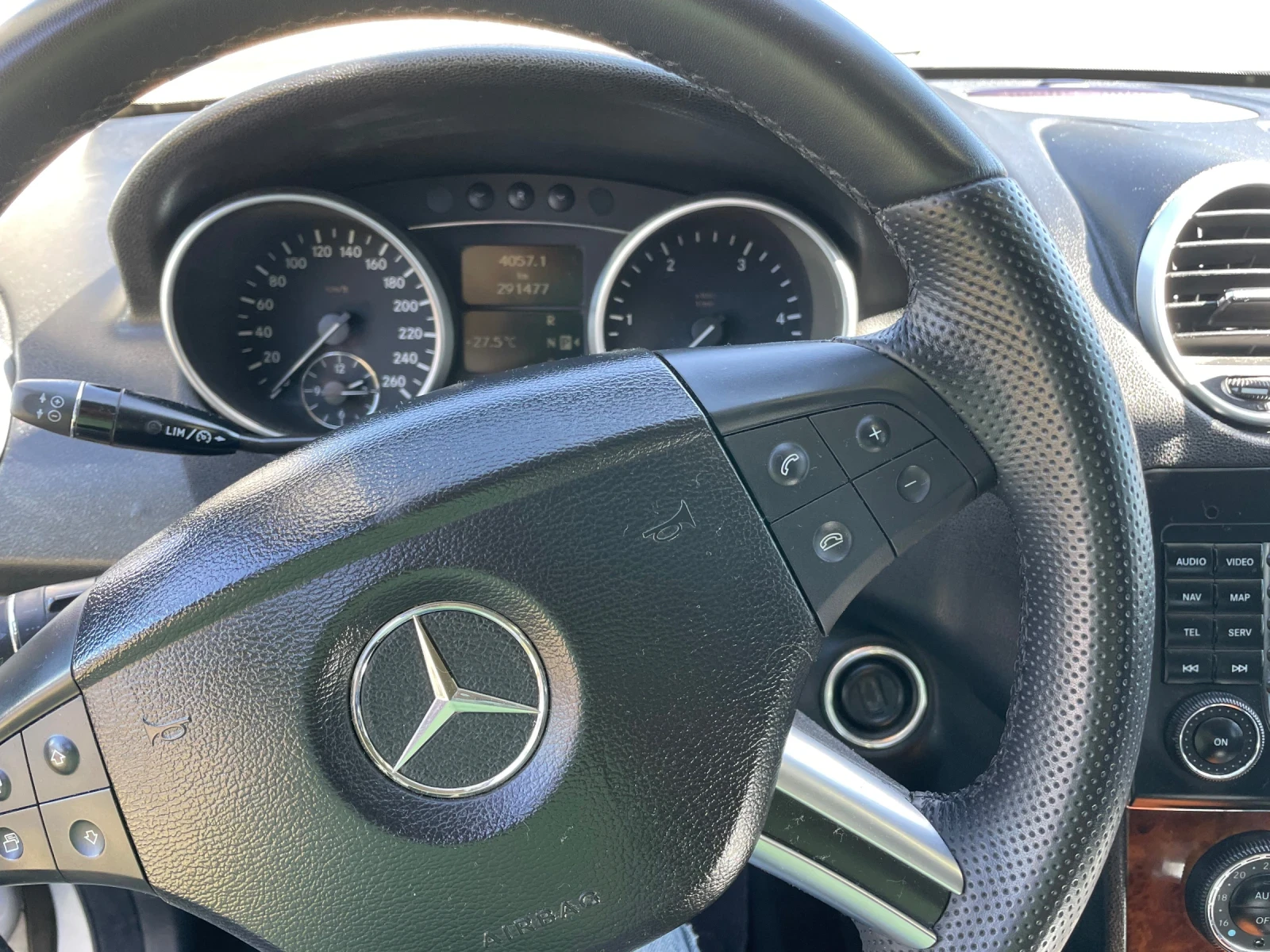 Mercedes-Benz ML 320  - изображение 5