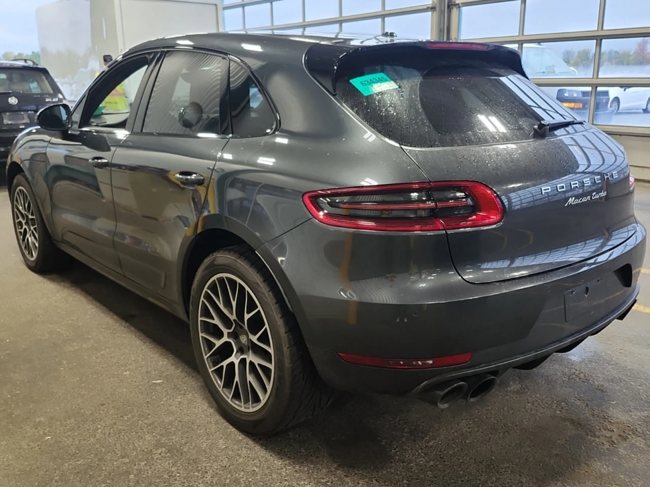Porsche Macan * АВТО КРЕДИТ* ЦЕНА ДО БГ * CARFAX *  - изображение 4