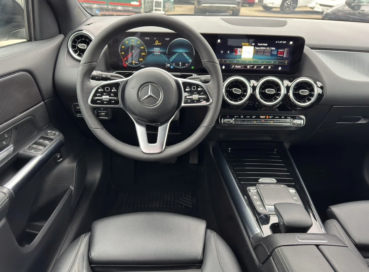 Mercedes-Benz GLA 200 FULL LED / DISTRONIC /  / SHADOW LINE | Mobile.bg   12