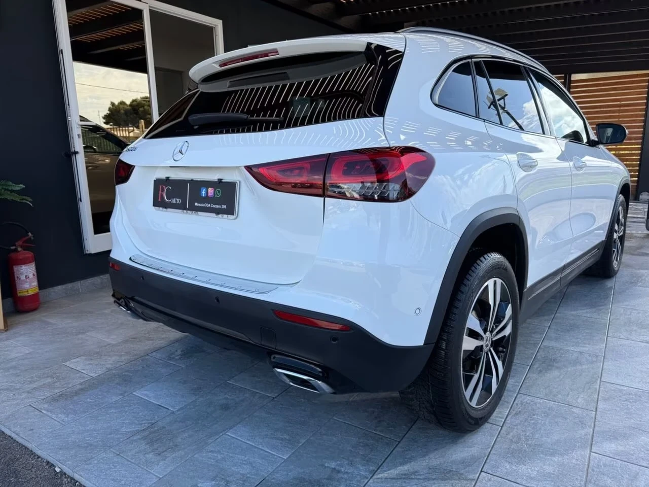 Mercedes-Benz GLA 200 ОЧАКВАН ВНОС - изображение 4