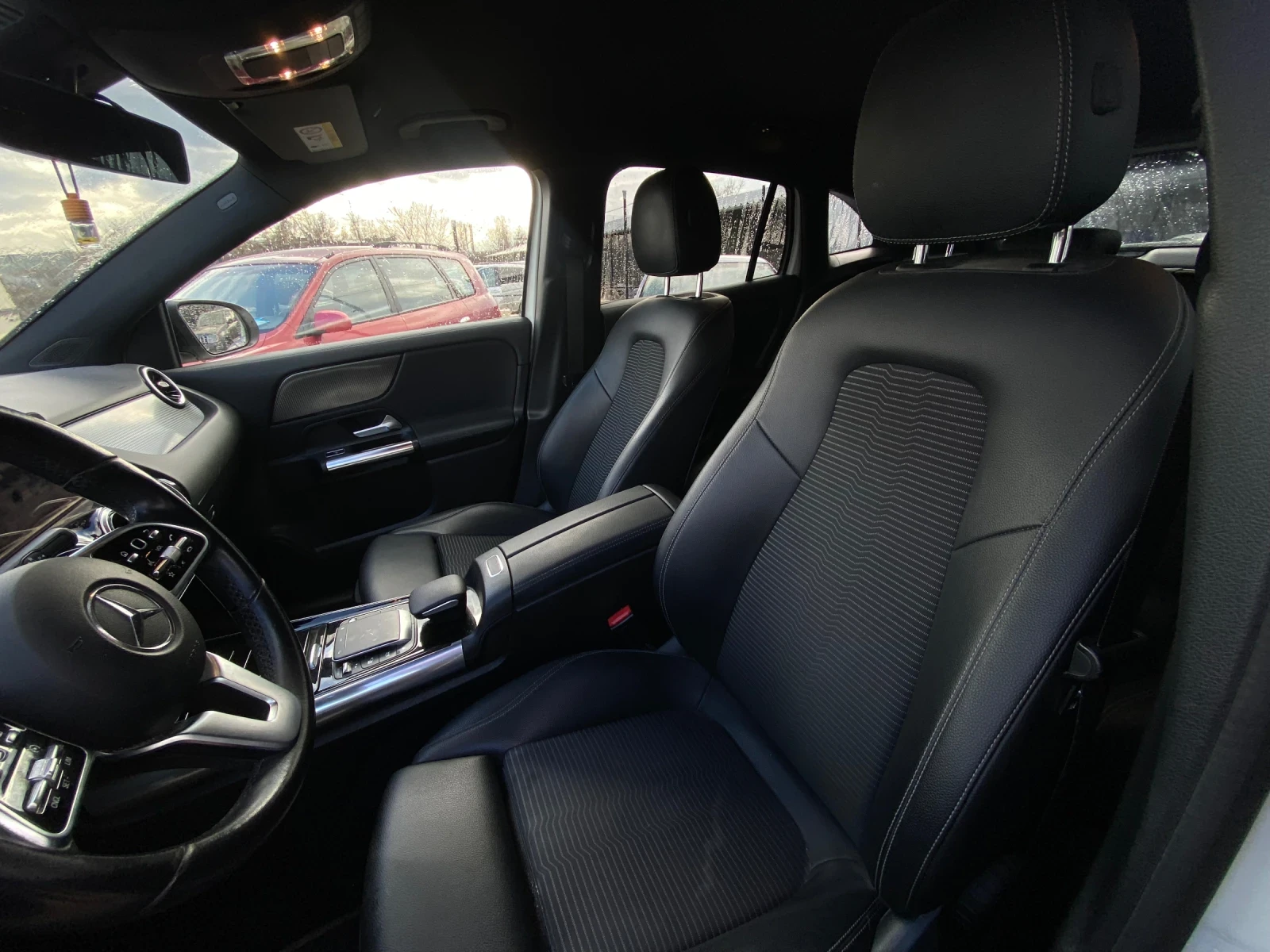 Mercedes-Benz GLA 200   | Mobile.bg   11