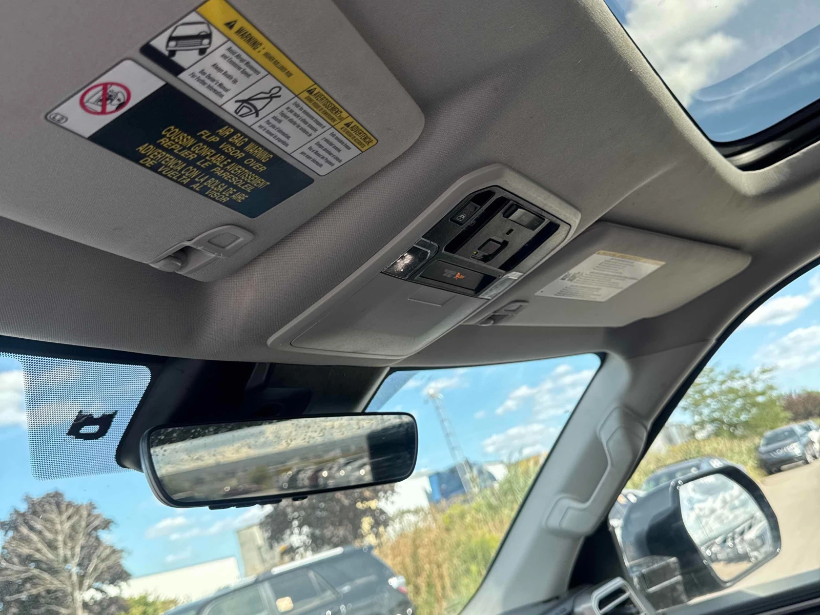 Toyota Tundra Limited * * CARFAX * *   * *  | Mobile.bg   14