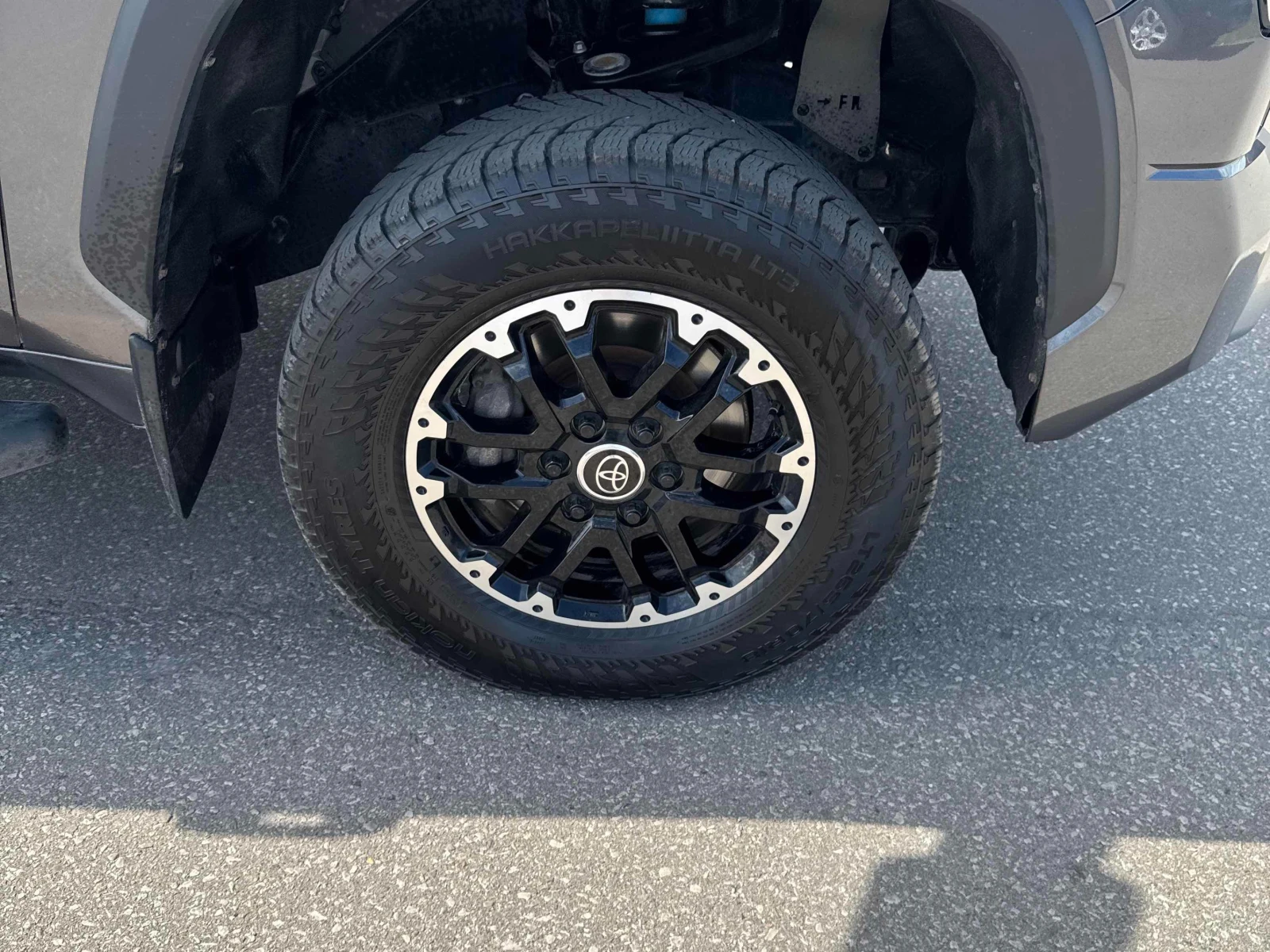 Toyota Tundra Limited * * CARFAX * *   * *  | Mobile.bg   6