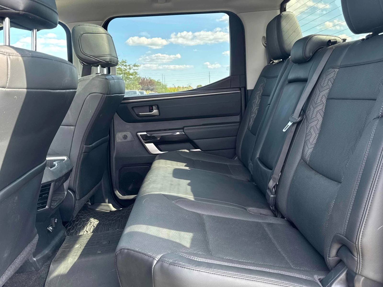 Toyota Tundra Limited * * CARFAX * *   * *  | Mobile.bg   16