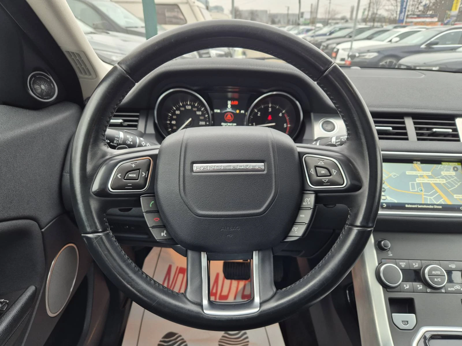 Land Rover Range Rover Evoque 2.0D-150кс-ПАНОРАМА-126000км-FACE LIFT - изображение 9