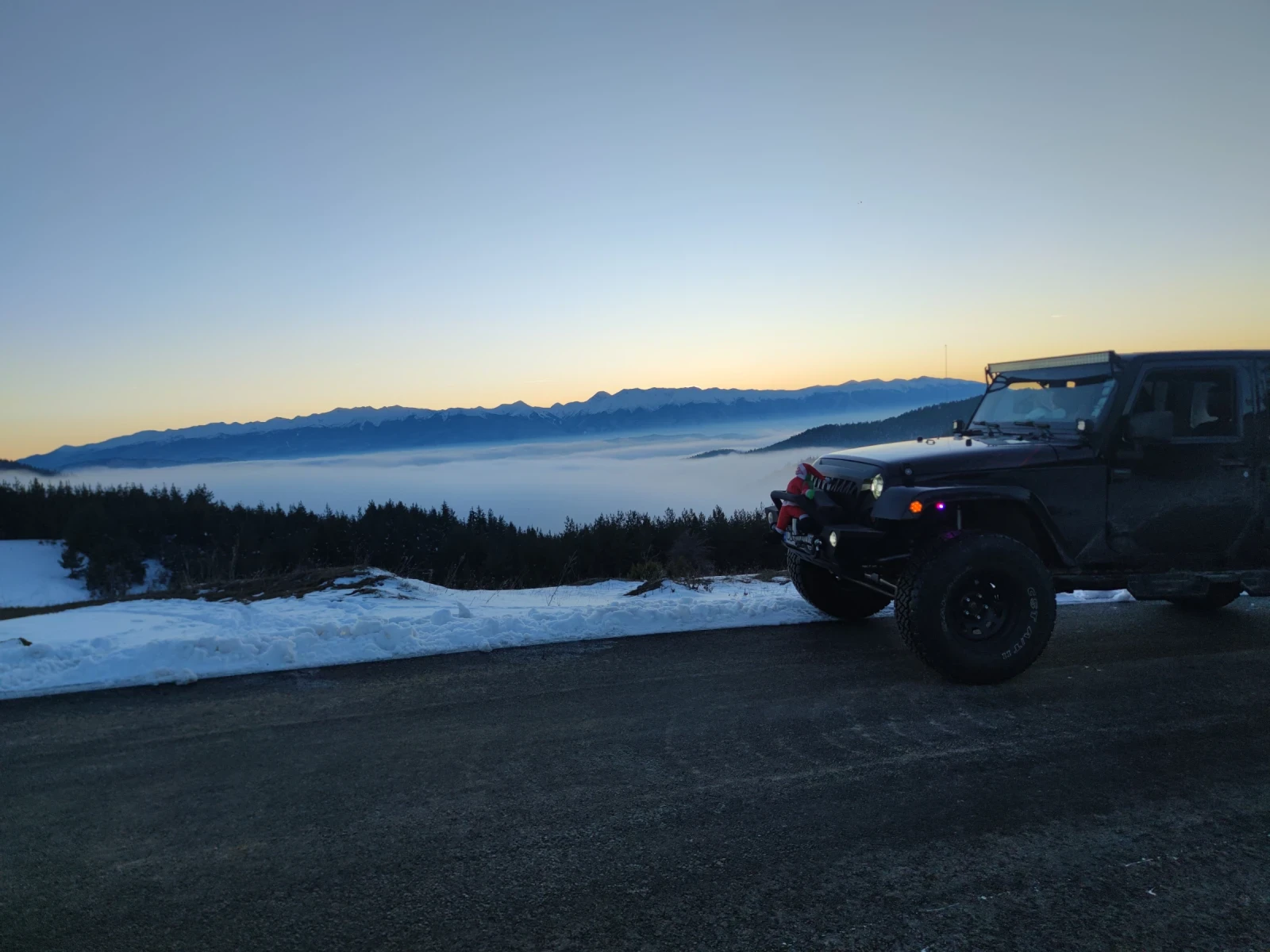 Jeep Wrangler JK Sahara 3.6 - изображение 7