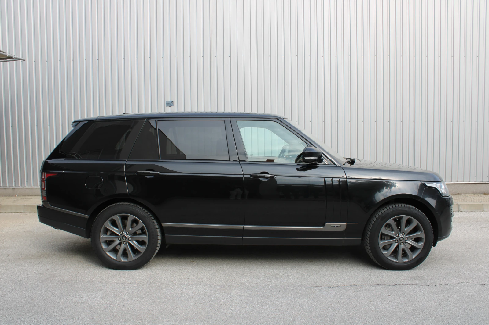 Land Rover Range rover  Дълга база, AUTOBIOGRAPHY, SUPERCHARGED 5.0, снимка 3 - Автомобили и джипове - 53997833