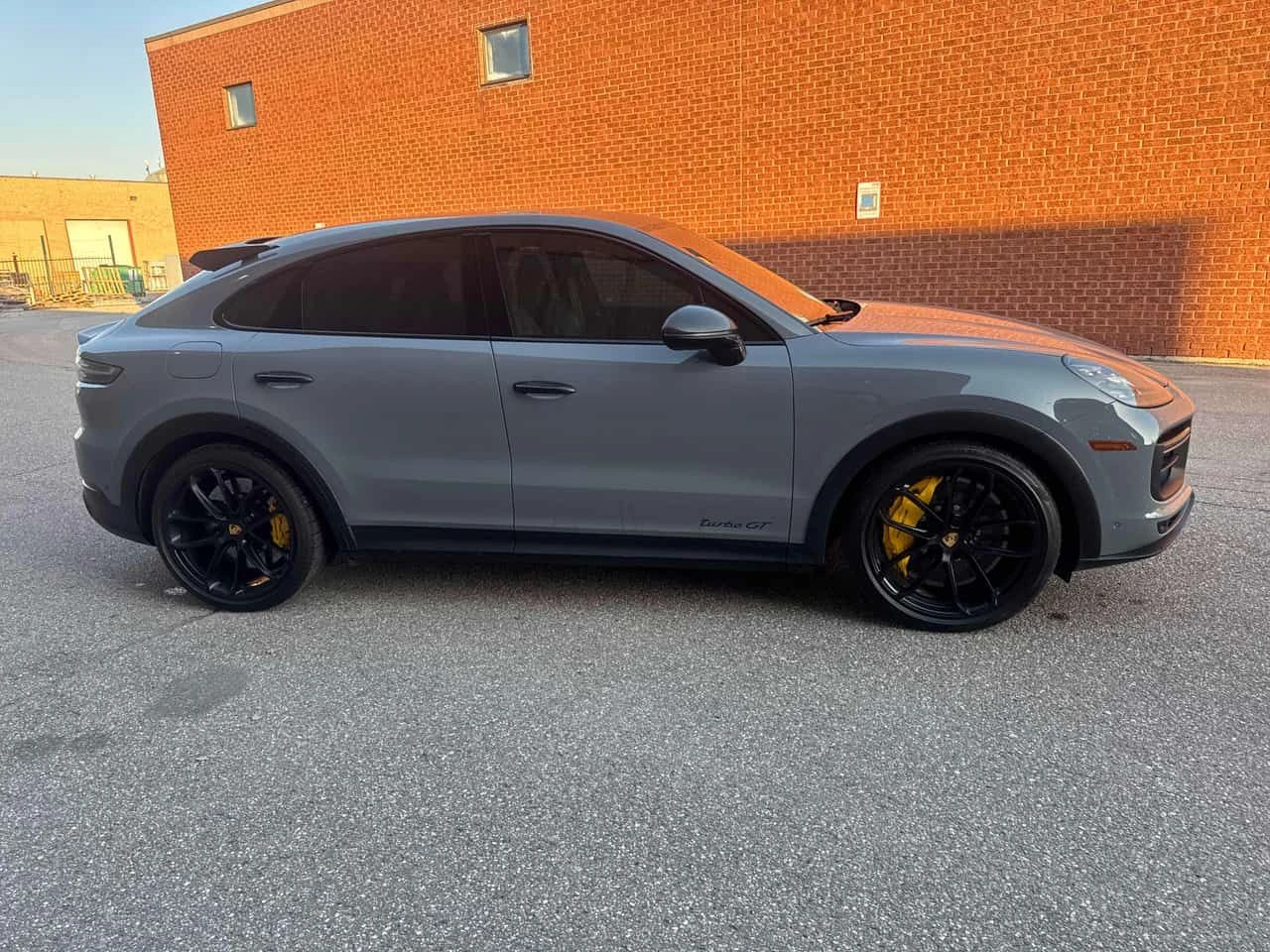 Porsche Cayenne * Turbo GT * CARFAX * DIS * 360 * ALCANTARA, снимка 3 - Автомобили и джипове - 54288762