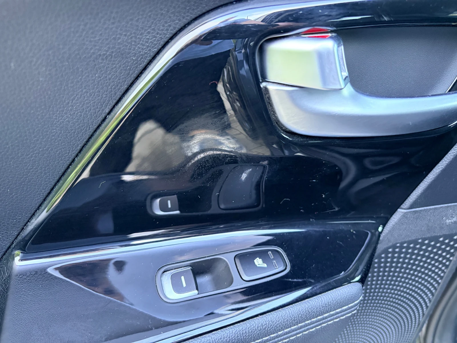 Kia Niro 99%SOH!!! FACELIFT!!! 64kw 204kc FUL!!!, снимка 12 - Автомобили и джипове - 54306080