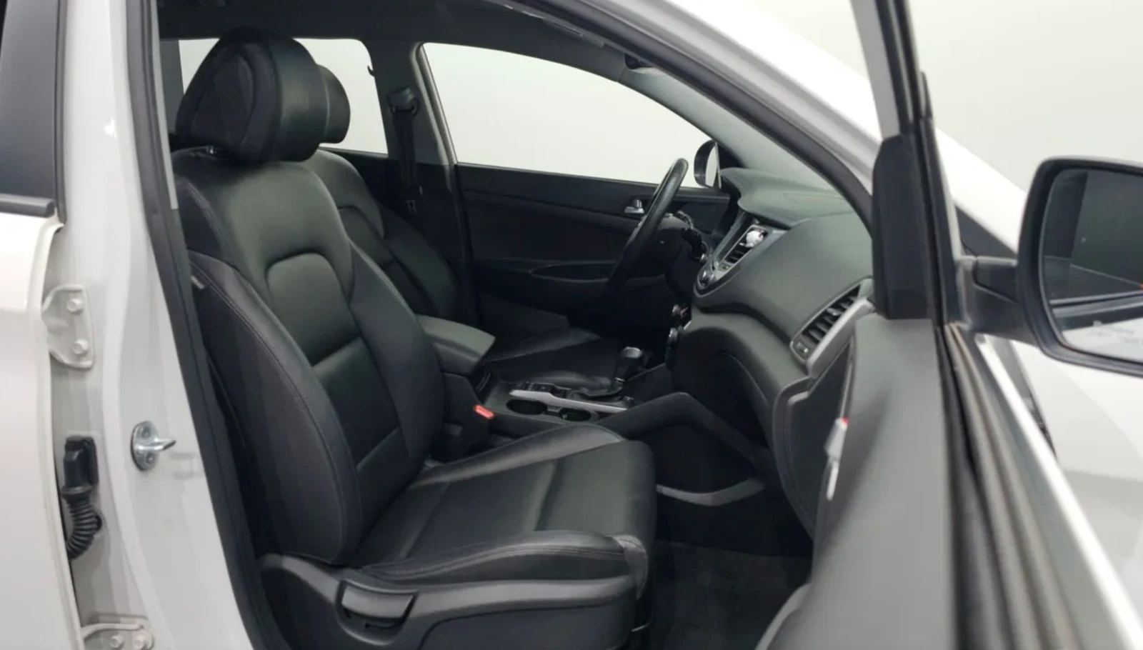 Hyundai Tucson Кожа* Подрев на волан* Крайна цена* , снимка 11 - Автомобили и джипове - 54749840