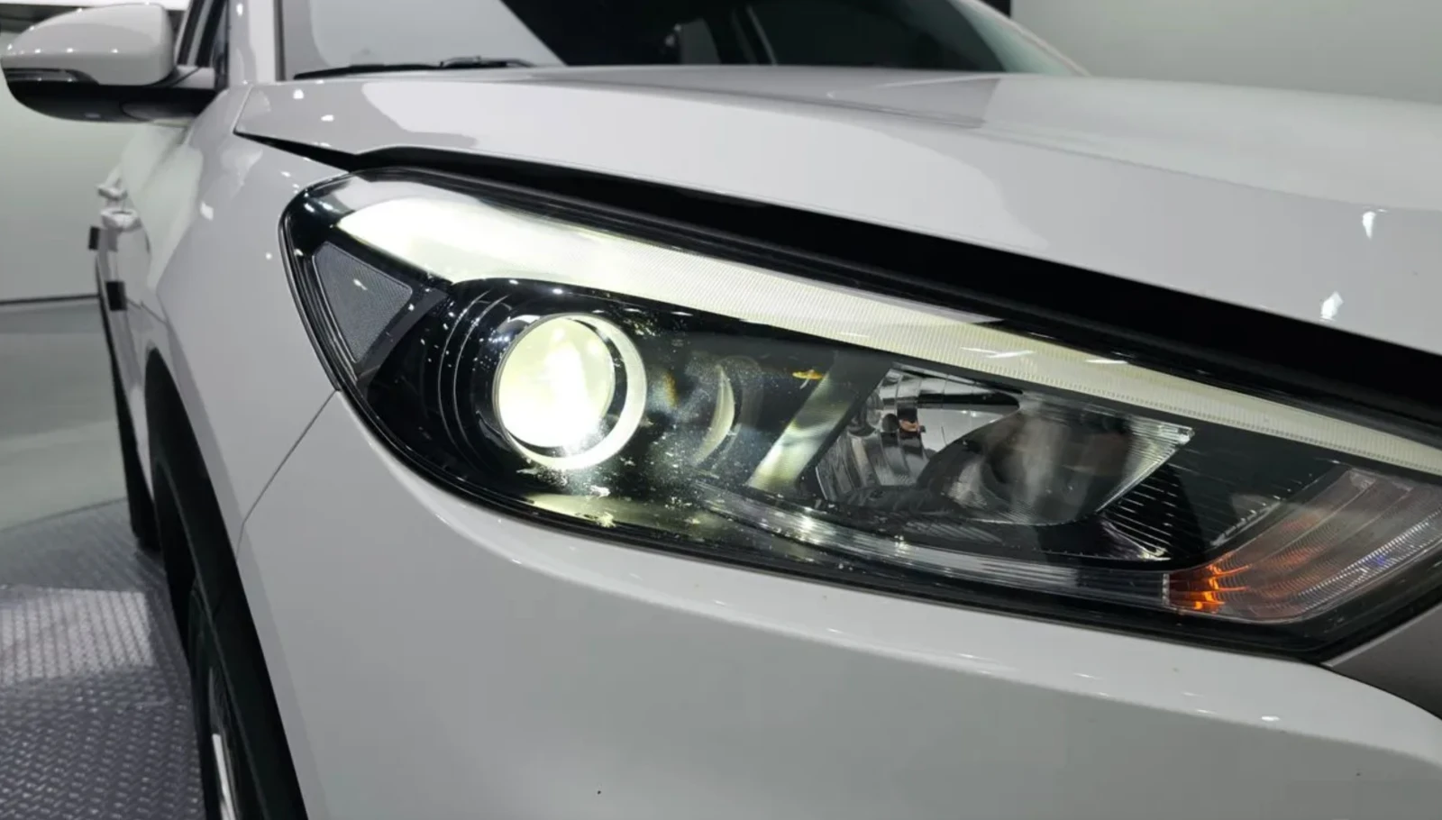 Hyundai Tucson Кожа* Подрев на волан* Крайна цена* , снимка 4 - Автомобили и джипове - 54749840