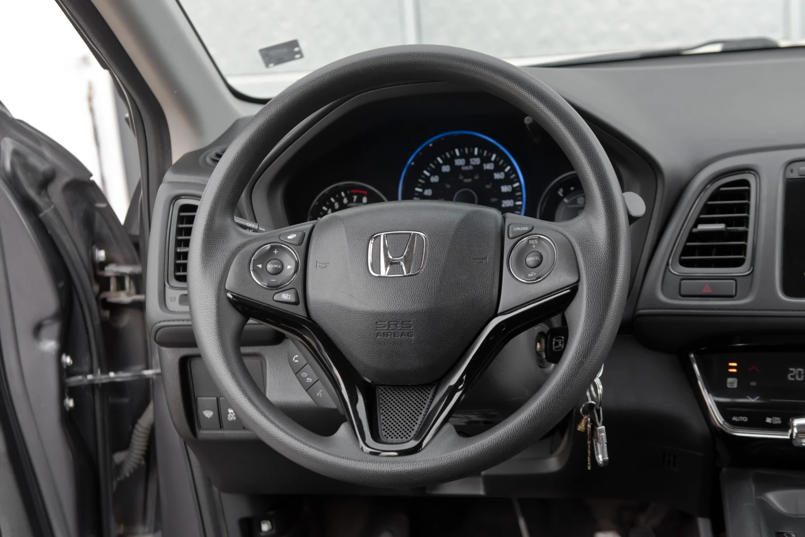 Honda Hr-v, снимка 12 - Автомобили и джипове - 54924932