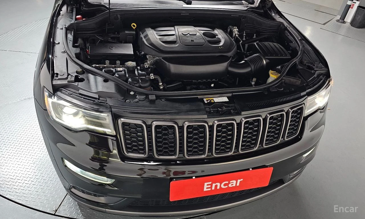 Jeep Grand cherokee 3.6* V6* 8ZF* ПОДГРЕВ* КАМЕРА* МЪРТВА* ТОЧКА* LANE, снимка 17 - Автомобили и джипове - 54981096