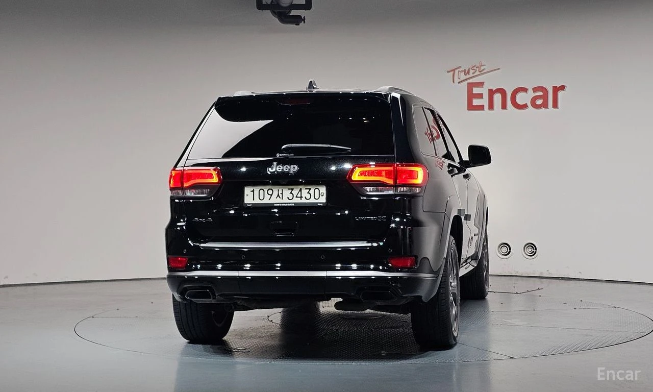 Jeep Grand cherokee 3.6* V6* 8ZF* ПОДГРЕВ* КАМЕРА* МЪРТВА* ТОЧКА* LANE, снимка 4 - Автомобили и джипове - 54981096